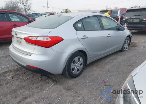 2015 Kia Forte Lx z USA, uszkodzony, nr VIN KNAFK4A69F5368247